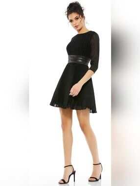 Mac Duggal Dress, NEW!Size 16, Black Micro Pleated, Shimmer
